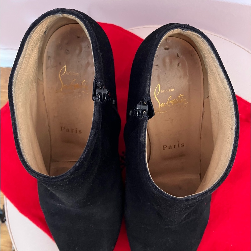 👠 37 1/2 Christian Louboutin Black Suede Ankle Boots with Iconic Red Sole 85 mm - Picture 9 of 13
